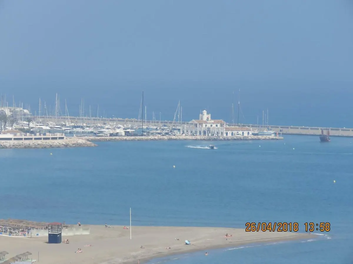 Benal Beach Apartments 马拉加
