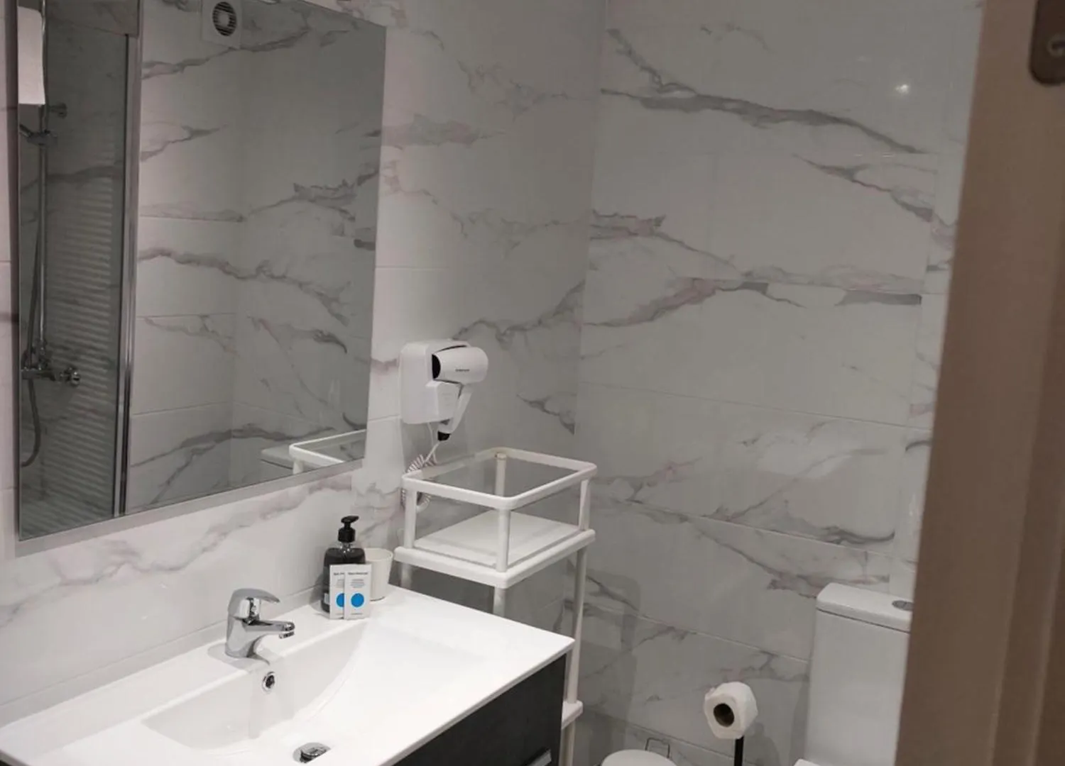 Benal Beach Apartments 말라가 0*,  스페인